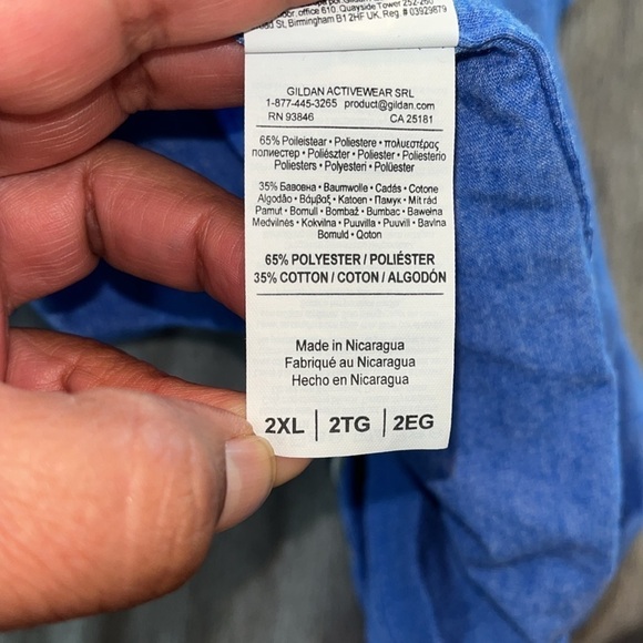 MORRISSEY STOP WATCHING THE NEWS
GILDAN TEE SIZE 2XL - Picture 9 of 9